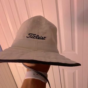 Titleist bucket hat